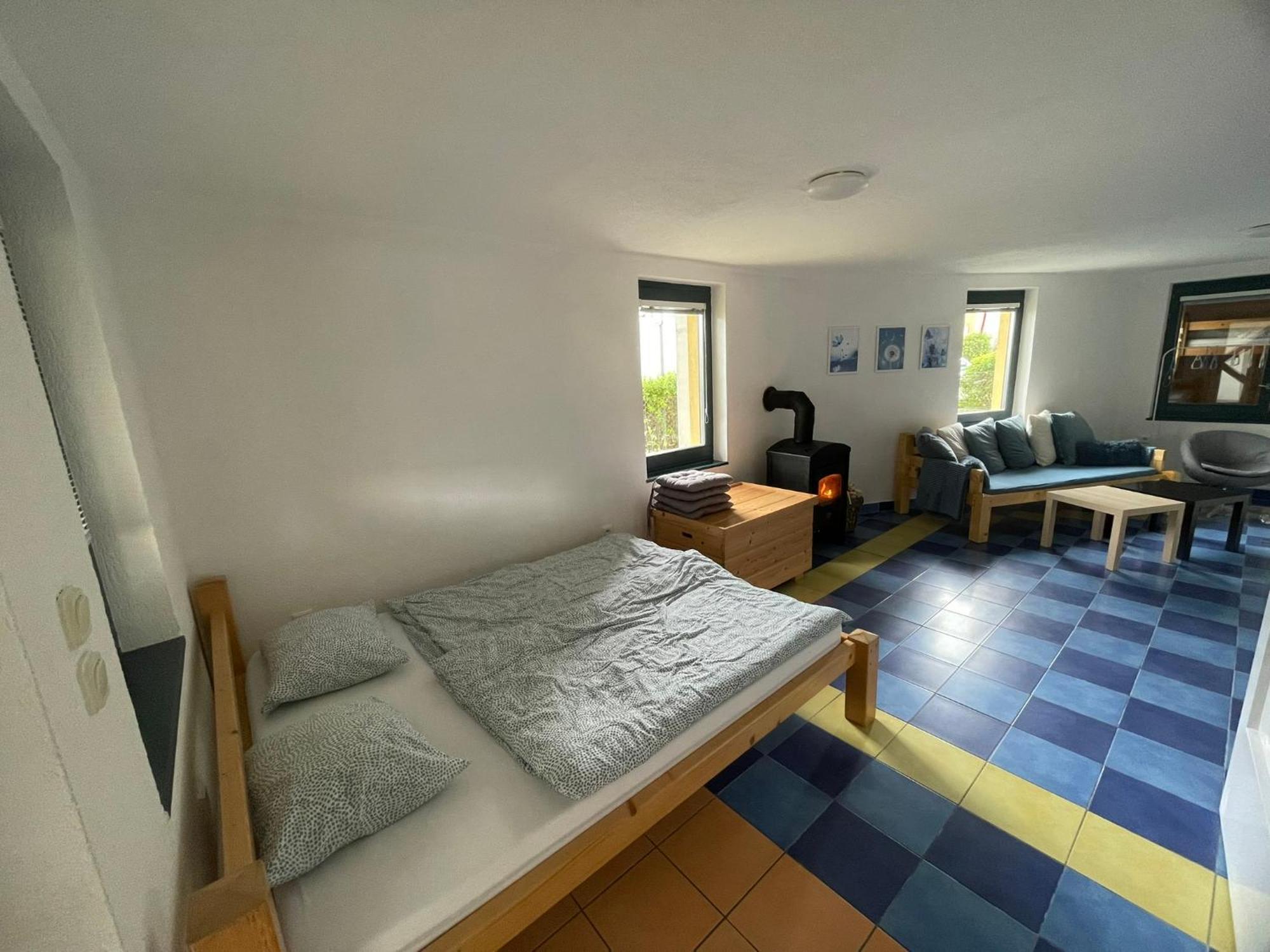 Ubytování Okružní 396 Sezimovo Usti Exterior foto